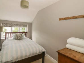 Mulberry Cottage