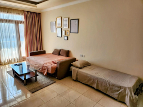 Seafront Apartment - Wifi - Sleeps 5 - Fl2