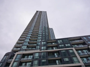 Royal Stays Furnished Apartments - Missisauga City Centre