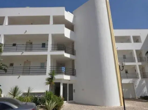 Cardeira Holiday Apartments