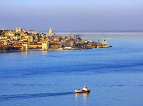 The 8 Downtown Suites