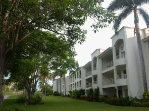 El Tigre Green Bay I Condos