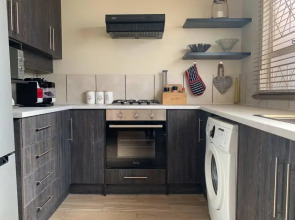 Orange Breeze Self-Catering Apartment