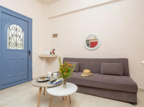 Flora Maisonettes 2 Walk to Beach A C Wifi Car Not Required