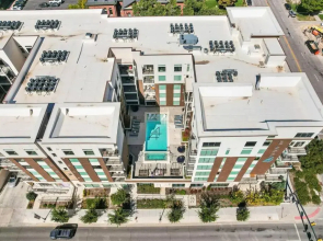 Luxe Downtown PentHouse with Amenities 76