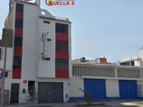 Hostal Huella's