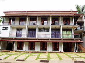 Capital O 404 Lagone Resort