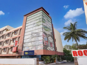 FabHotel Leo Grand