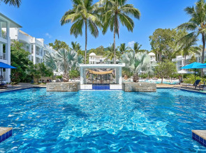 Beach Club Oceanview Apartment 1221-2 Palm Cove