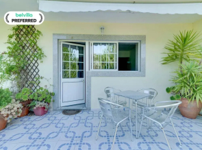 Upscale Villa With Swimming Pool and Terrace