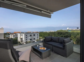 Seaview Apartment Kostrena Two