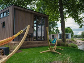 Tiny River House 2 Guest