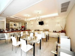 Отель The Bless Hotel and Residence