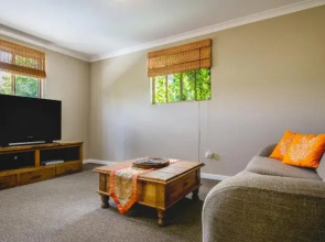 Albany Bali Style Accommodation