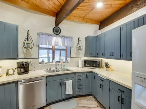 Wisconsin Vacation Rental: 1 Mi to Road America!
