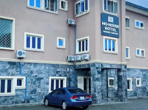 Mo-House Hotels and Events Centre