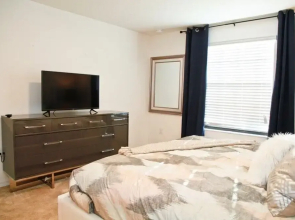 Gorgeous 6 Bed Home Private Pool/spa Game Room 6 Bedroom Villa by Redawning