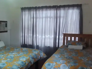 Immaculate 2-bed Garden Cottage in Beaufort West