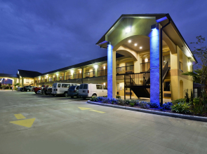 Americas Best Value Inn & Suites Lake Charles at I-210 Exit 11
