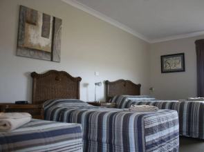 Isis Motel Scone
