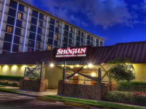 Rosen Inn, closest to Universal