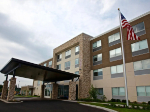Holiday Inn Express & Suites Oswego by IHG