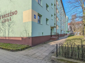 Apartment With Balcony by Renters