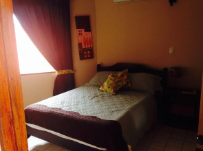 Hotel Mango Mar