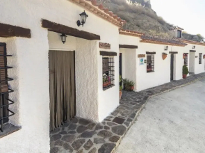 Casa Rural Cuevas De La Luz