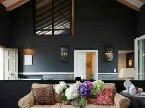 Varaba Country House