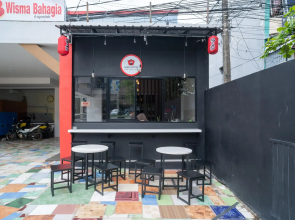 Hotel Wisma Bahagia by Reddoors