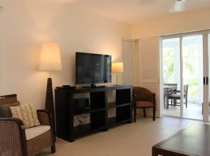 Serenity Beach Club 6421-22