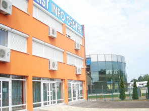 Tisza Corner Hotel