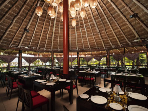 Hotel Marina El Cid Spa & Beach Resort All Inclusive