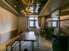 February Hotel The Signature Dongseongro