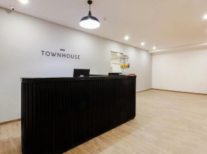 OYO Townhouse RCC Elite 265 Begumpet