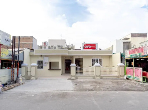 Oyo 1505 Studio 10 Home Stay