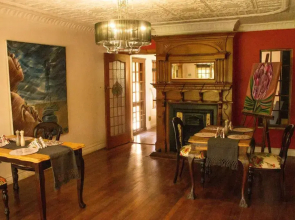 Hidden Gem Art Guesthouse , one of a kind