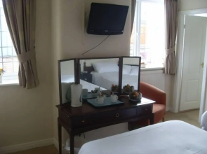 The Swan Hotel