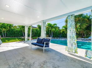 Sandy Feet Retreat-3bed 2bath Home with HEATED private pool