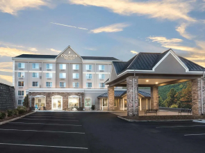 Country Inn & Suites by Radisson Asheville Downtown Tunnel Road