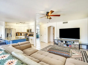 Private Pool & Grills: North Phoenix Retreat!