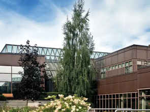 Nav Centre