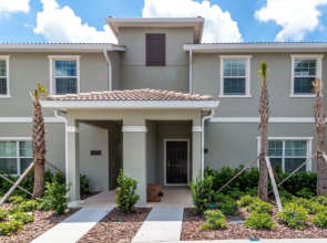 4 Bedrooms / 3 Bathrooms / Storey Lake (4853 RC), Kissimmee , US