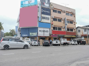 OYO 90167 Hotel Tiara