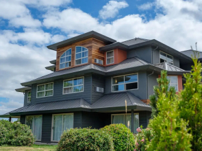 Coast Parksville Hotel