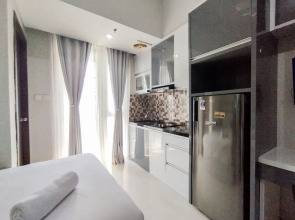 Strategic And Comfy Studio At Skyland City Jatinangor Apartment