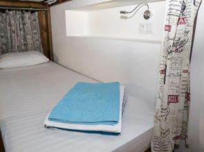 Nehostel Hostel