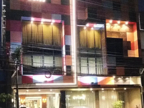 J7 Hotel Iloilo