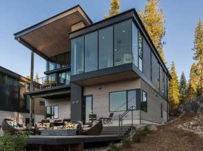 Modern Ski In Out Home Mid-mountain Northstar